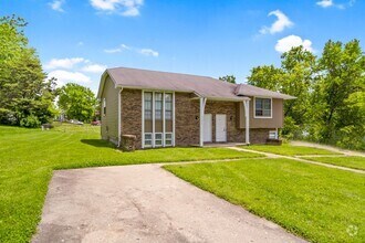 Building Photo - 3BR/1.5BA Duplex in Southwest Columbia. 1....
