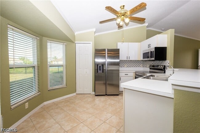 Building Photo - 25324 Lychee Ct