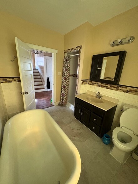 Building Photo - 150-20 86th Ave