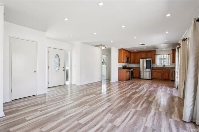 Building Photo - 16001 Tuba St