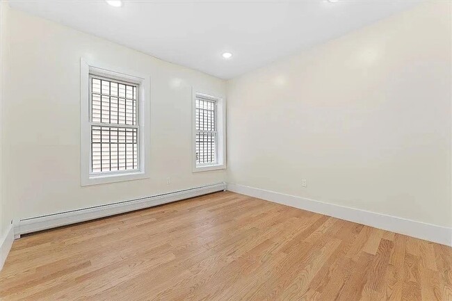 Building Photo - 2321 John F. Kennedy Blvd