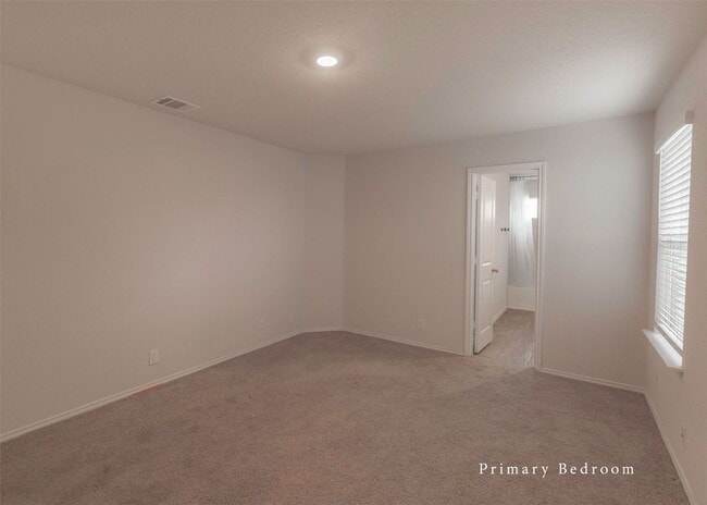 Building Photo - Bring your Fur Babies!