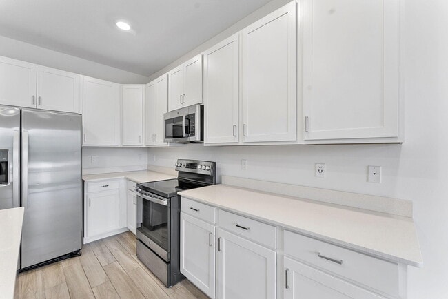 Building Photo - 247 Preserve Trl N