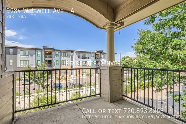 Building Photo - Stunning 2-Bed, 2-Bath Modern Townhome wit...