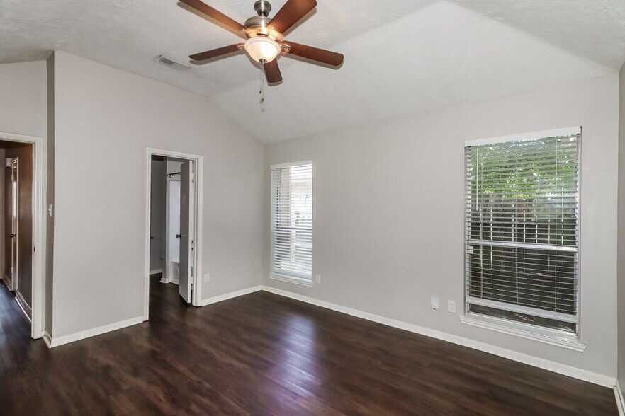 Building Photo - 19411 Winding Branch Dr