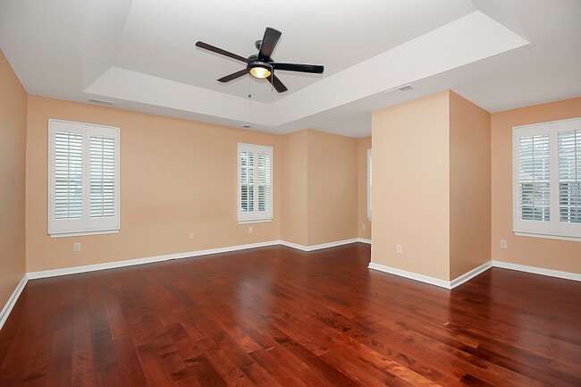 Building Photo - 3415 Fallowbrook Forest