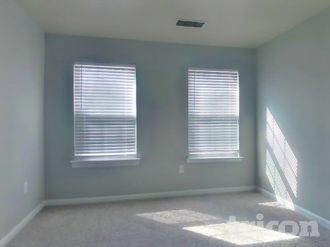 Building Photo - 4116 Killington Ct