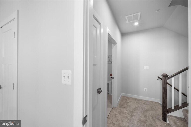 Building Photo - 42530 Invergordon Ter