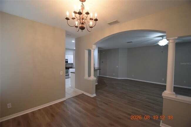 Building Photo - 644 Chesney Dr