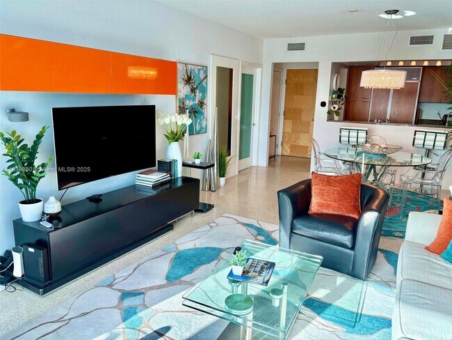 Primary Photo - 1500 Ocean Dr