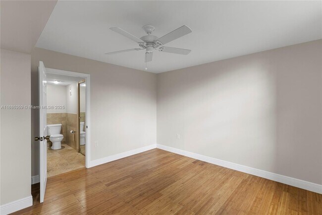 Building Photo - 1514 Whitehall Dr