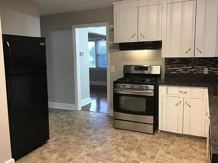 Building Photo - 1436 Decree Ave