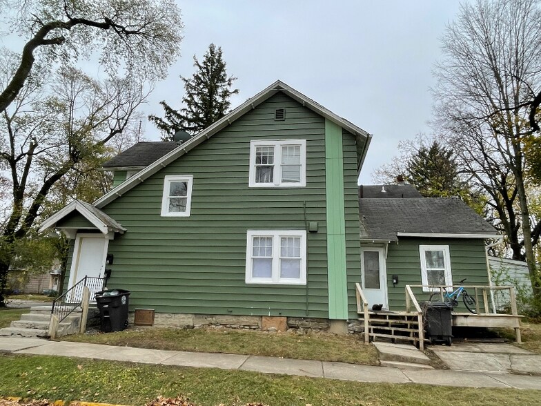 Building Photo - 2504 Miner St