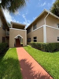 Building Photo - Great apartment and Location in CORAL SPRING