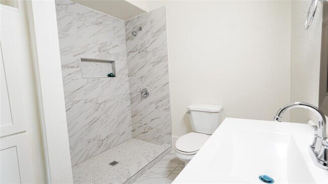 Building Photo - 15501 FM1100