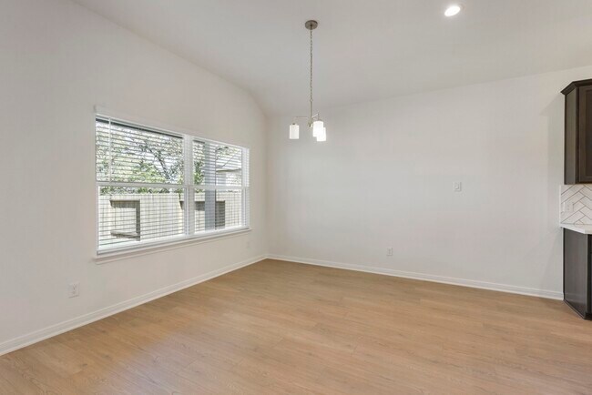 Building Photo - 11828 Whirlaway Dr