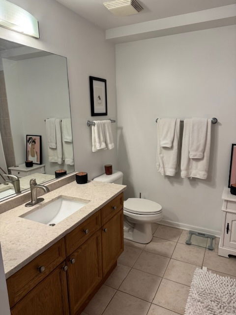 Building Photo - 900 N Kingsbury St