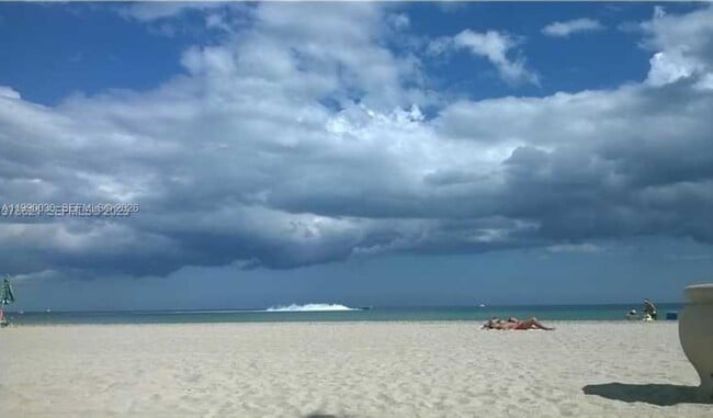 Building Photo - 1600 S Ocean Dr