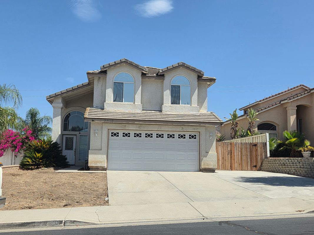 Building Photo - 33178 Regatta Dr
