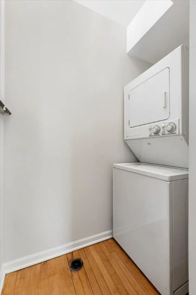 Building Photo - 403 S East Ave