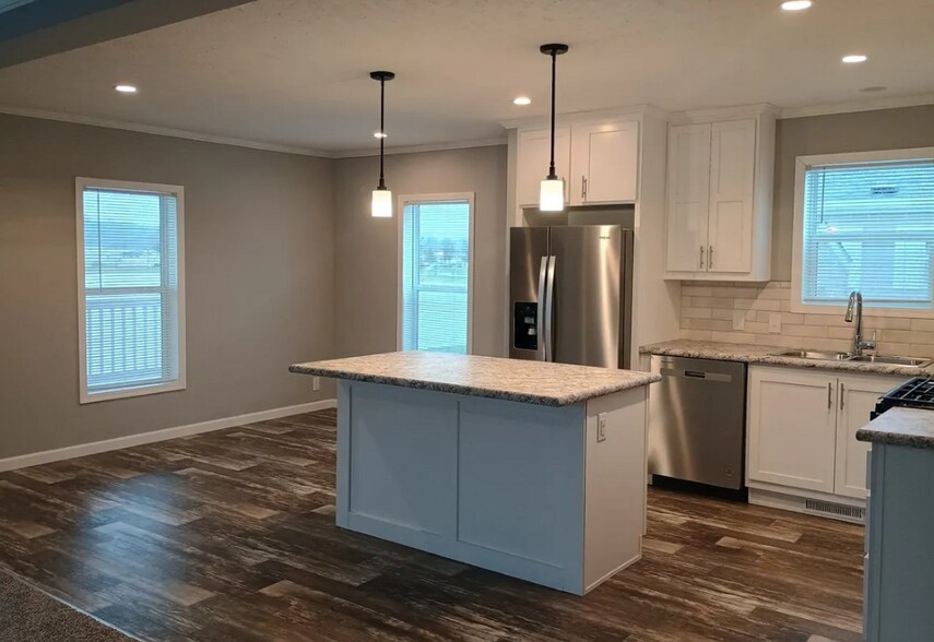 Building Photo - 37452 Grain View Ln