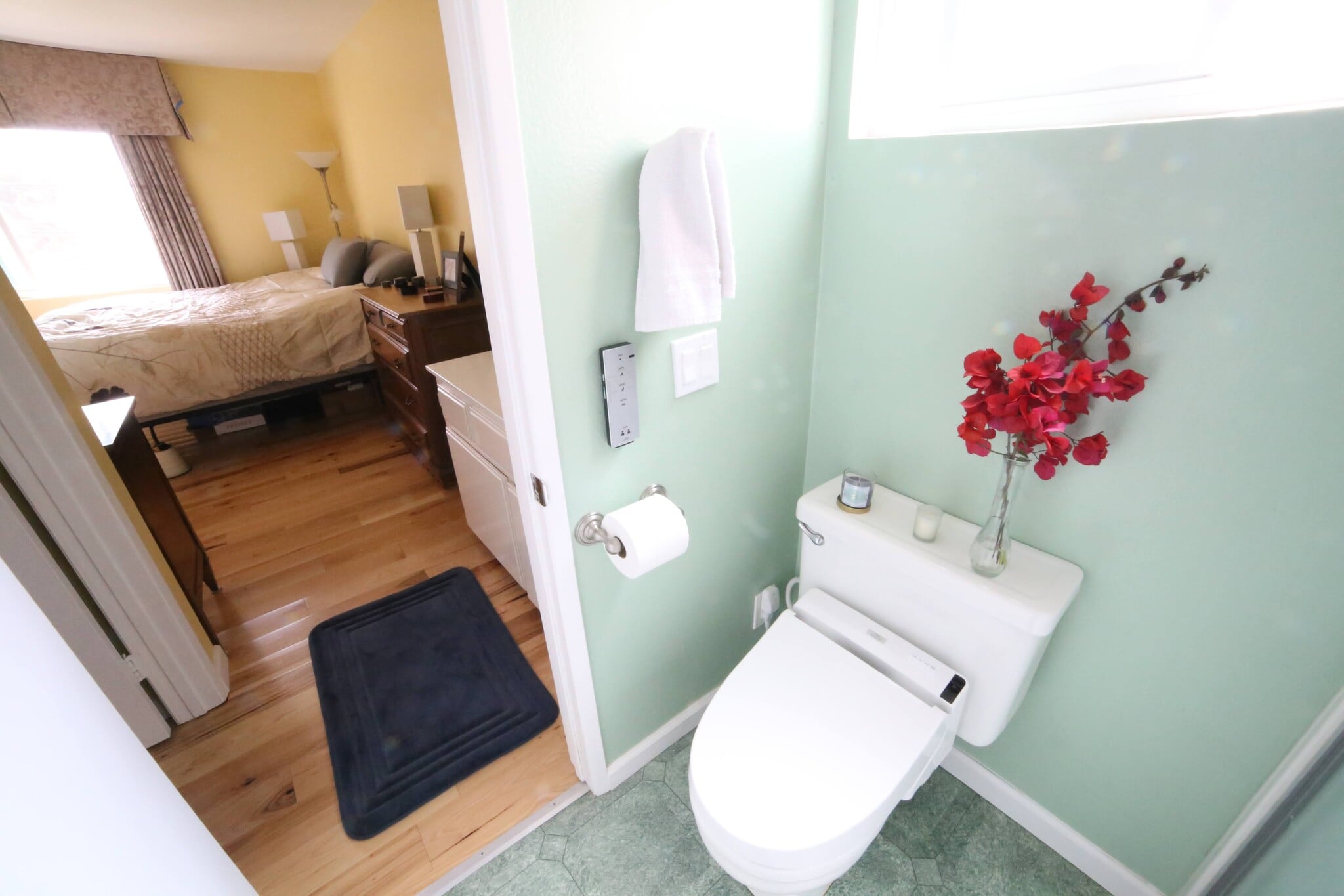 Master Bath - 3512 Del Amo Blvd