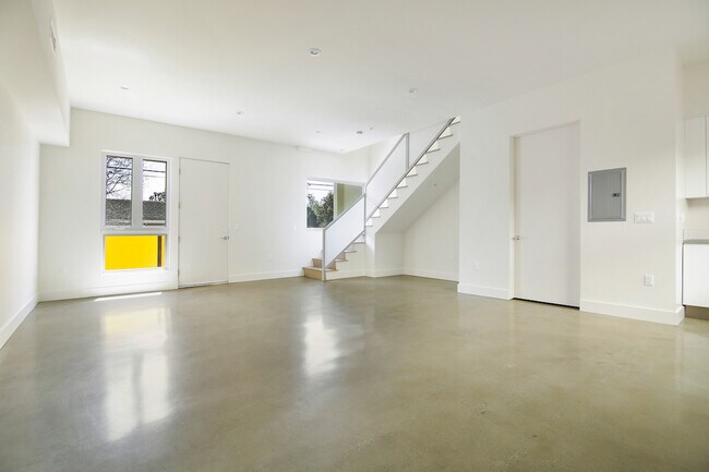 Building Photo - 2496 S Centinela Ave