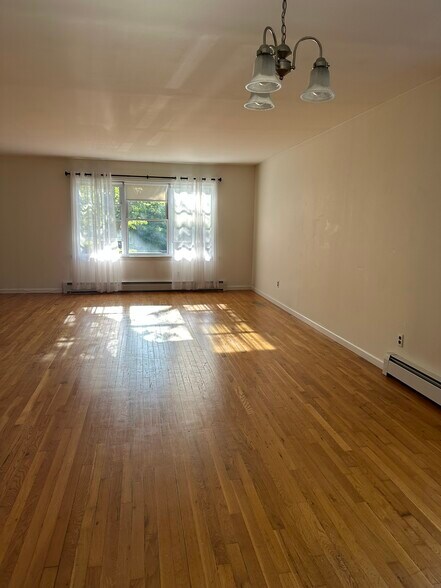 Living Room - 30 Summit Rd