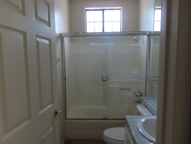 Building Photo - 3648 Motor Ave