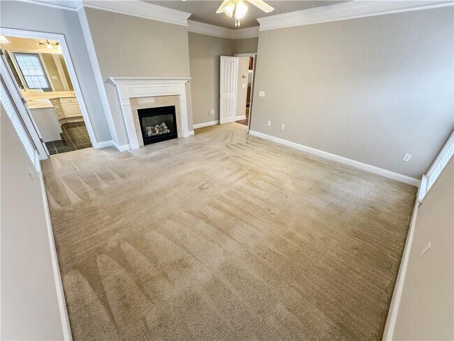 Building Photo - 2000 Sterling Ct