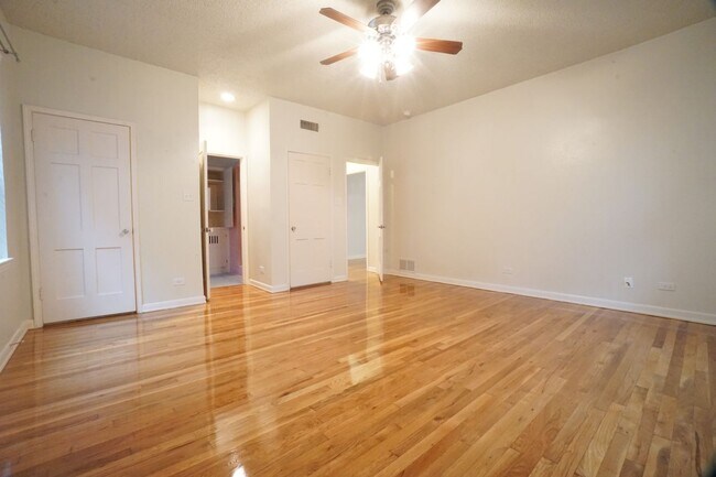 Building Photo - 149 Downing Dr