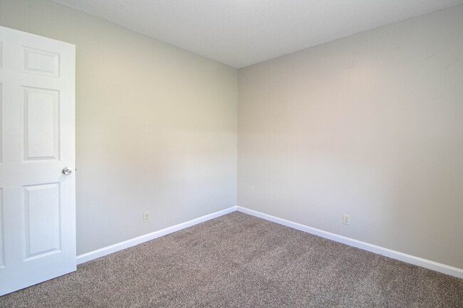 Building Photo - 2009 Timberline Cir