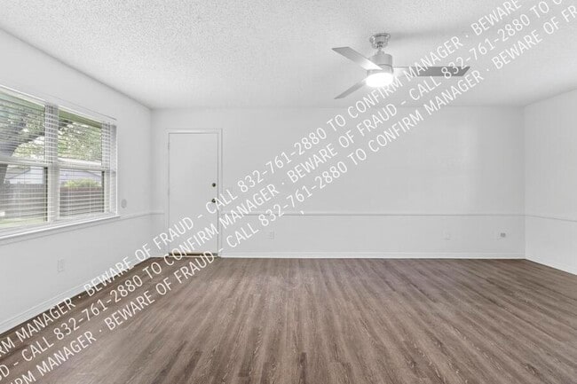 Building Photo - 4536 Jenning Dr