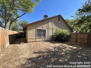 Building Photo - 14409 Edgemont St