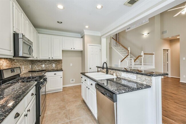 Building Photo - 24031 Bonnamere Ln