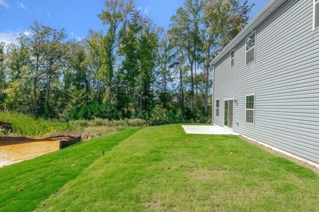 Building Photo - 5 Bedroom Home in Youngsville, right off o...