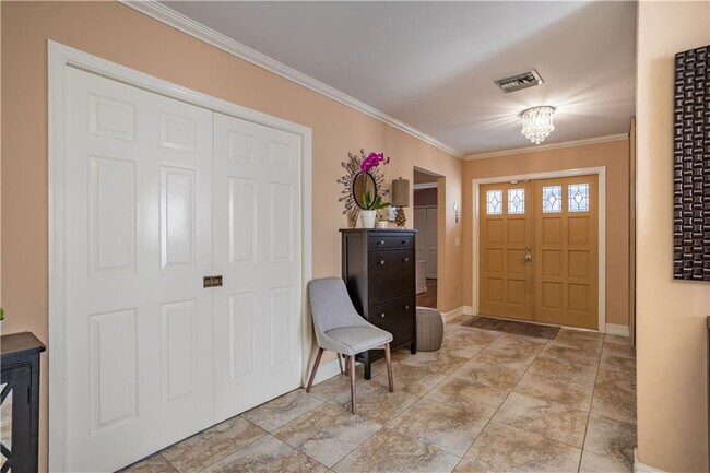 Building Photo - 7618 Solimar Cir