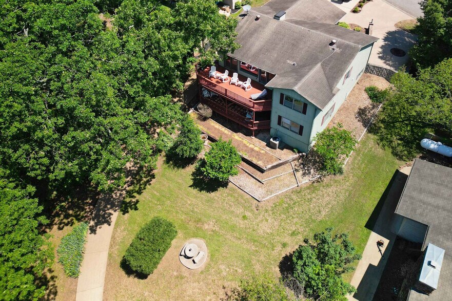 Building Photo - 22 Pease Dr