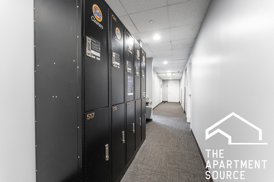 Building Photo - 1464 S Michigan Ave