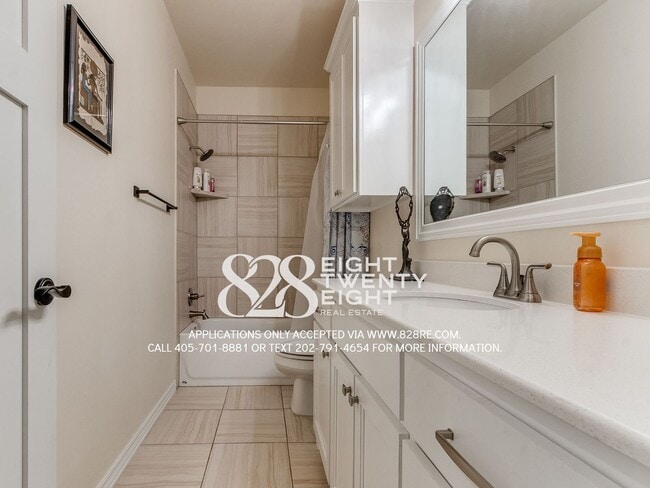 Building Photo - **COMING JANUARY 2ND!!!** STUNNINGLY BEAUTIFUL SPACIOUS 5 BED/3 BATH HOME IN ST JAMES PARK!