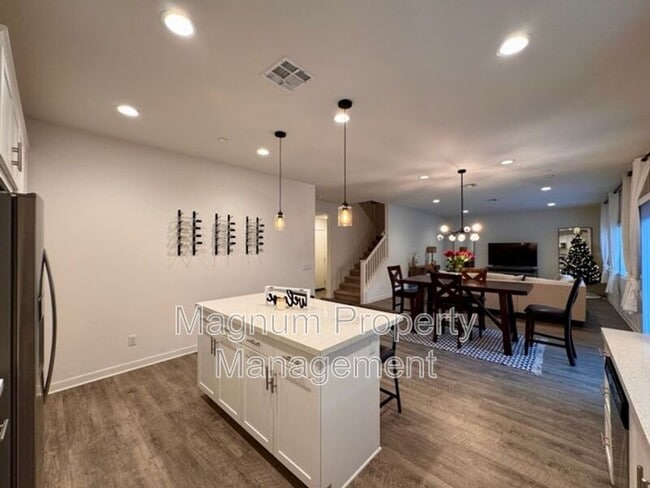 Building Photo - 30411 Ridgecrest Rd