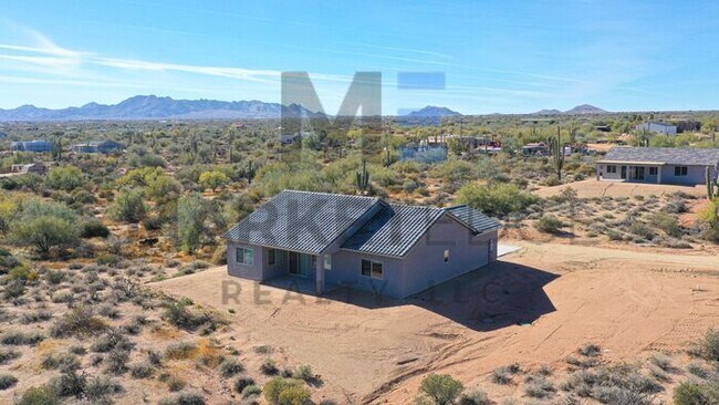 Building Photo - 3Bed/2Bath Home In Scottsdale! JOIN THE WA...