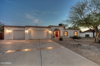 Building Photo - 5345 E Crocus Dr