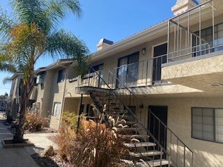 Entrance to unit - 4869 70th St