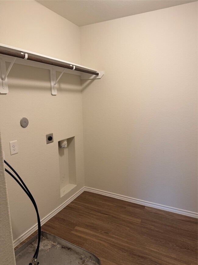 Building Photo - 15843 Grey Boulder Dr