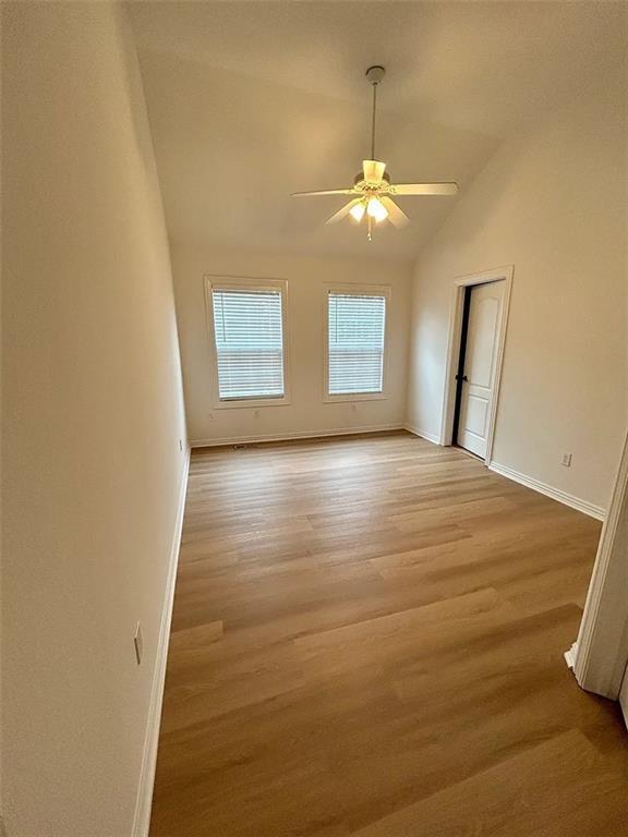 Building Photo - 600 N Tennyson Ln