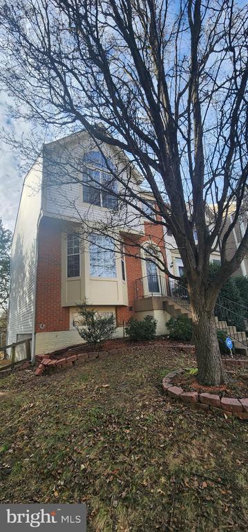 Building Photo - 3001 Cahill Ln