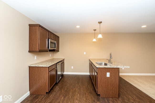 Building Photo - 10599 Geist View Dr