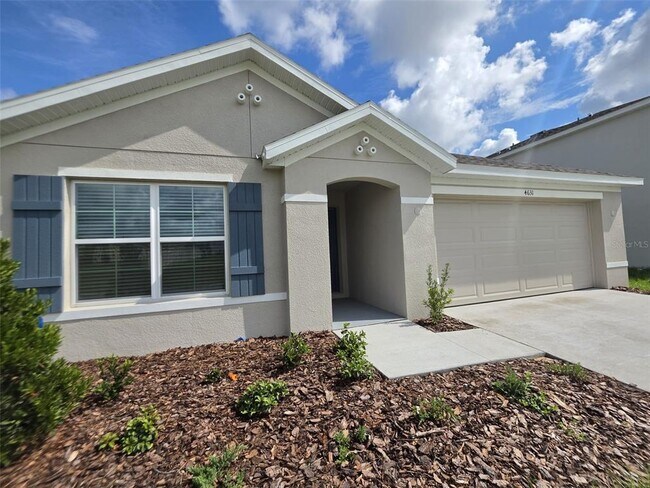Building Photo - 4631 SW 88 Pl