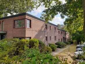 Building Photo - MEDWAY ASSOCIATES